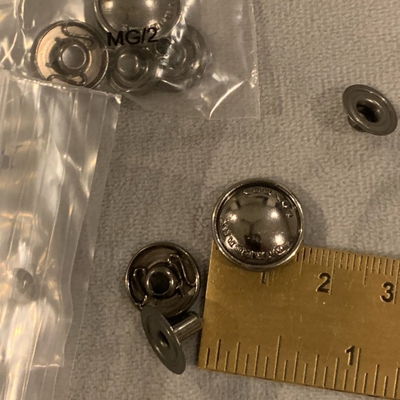 NEW Burberry Brit Gun Metal Snap Button Replacement - Picture 4 of 5